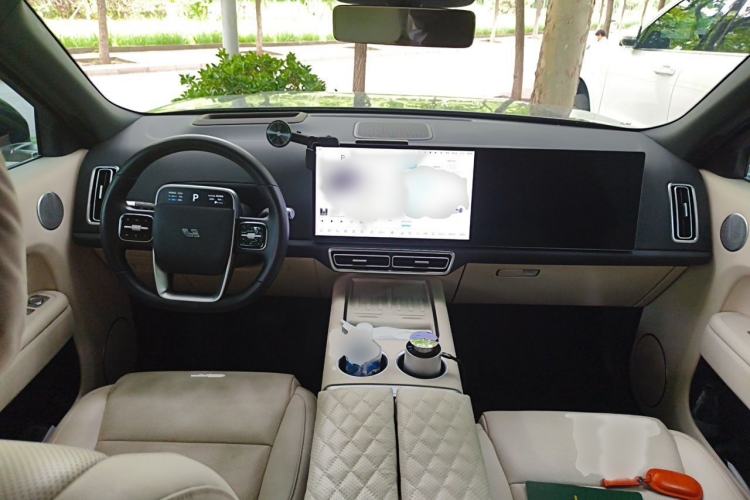 Used Li Auto L8 2023 Max model Interior 2
