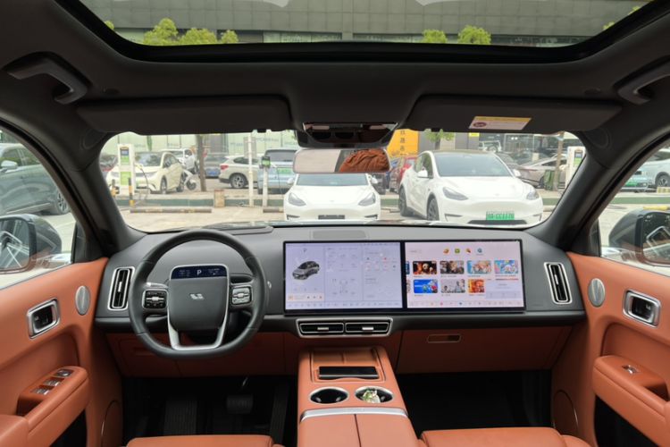 Used Li Auto L8 2023 Max model Interior 2