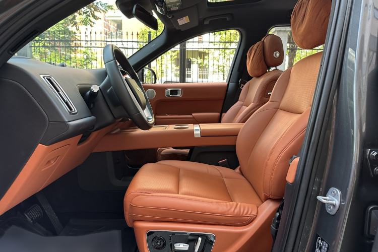 Used Li Auto L8 2023 Pro Model Interior 2