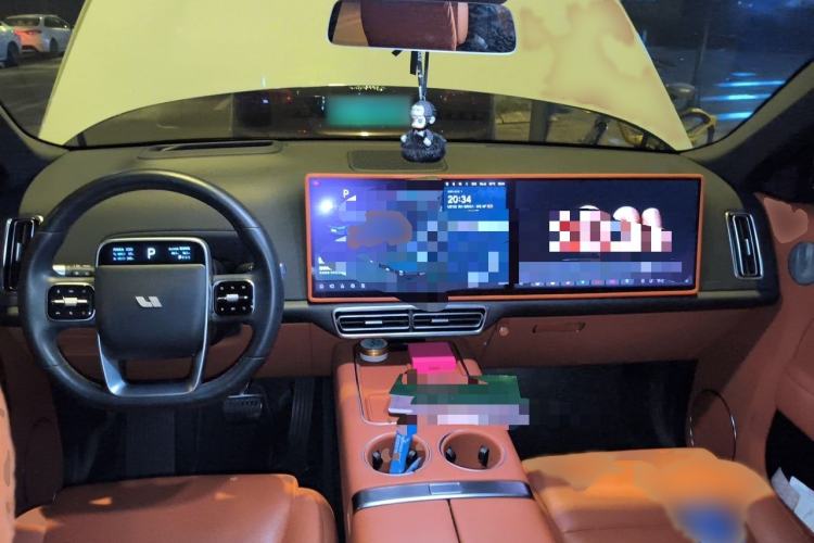 Used Li Auto L8 2023 Pro Model Interior 2
