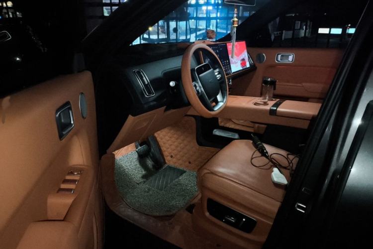 Used Li Auto L8 2023 Max model Interior 3