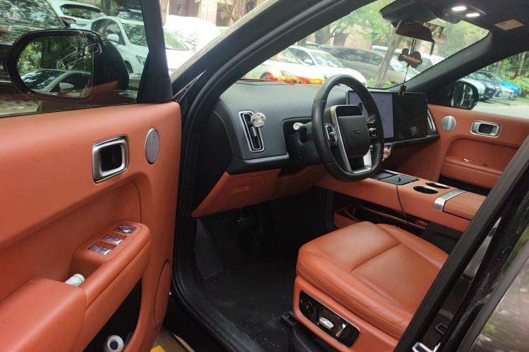 Used Li Auto L8 2023 Pro Model Interior 3