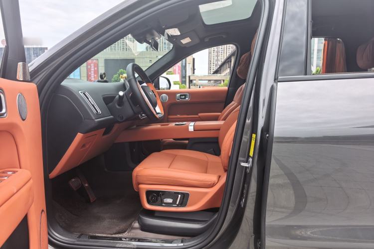 Used Li Auto L8 2023 Pro Model Interior 3