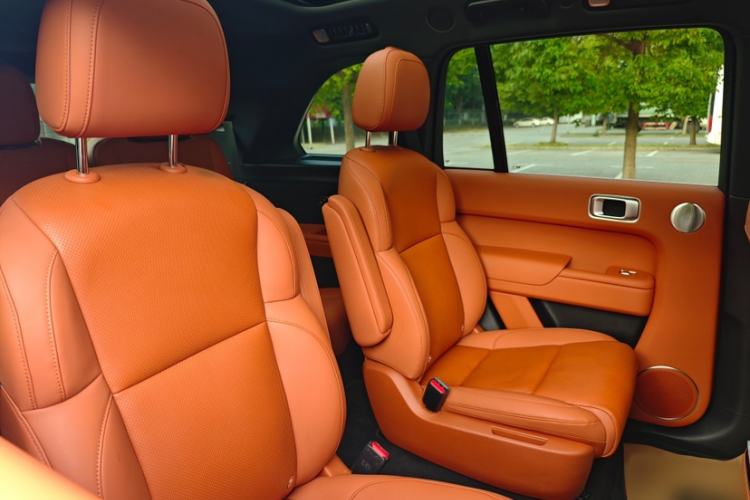 Used Li Auto L8 2023 Air model Interior 4