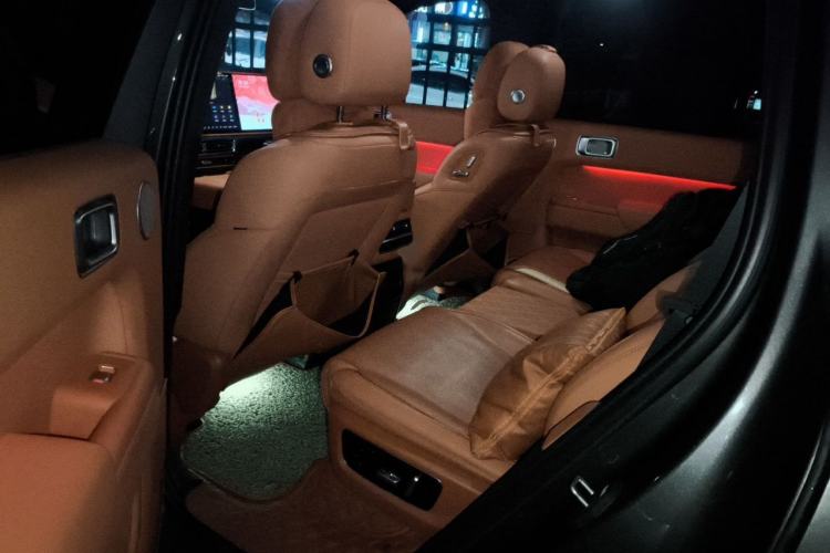 Used Li Auto L8 2023 Max model Interior 4