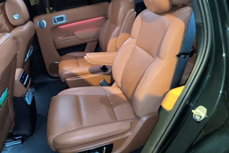 Used Li Auto L8 2023 Pro Model Interior 4