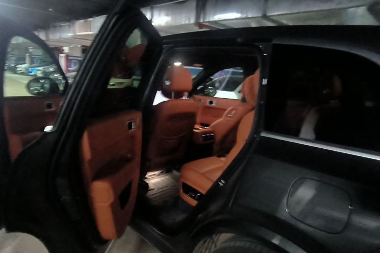 Used Li Auto L8 2023 Pro Model Interior 5