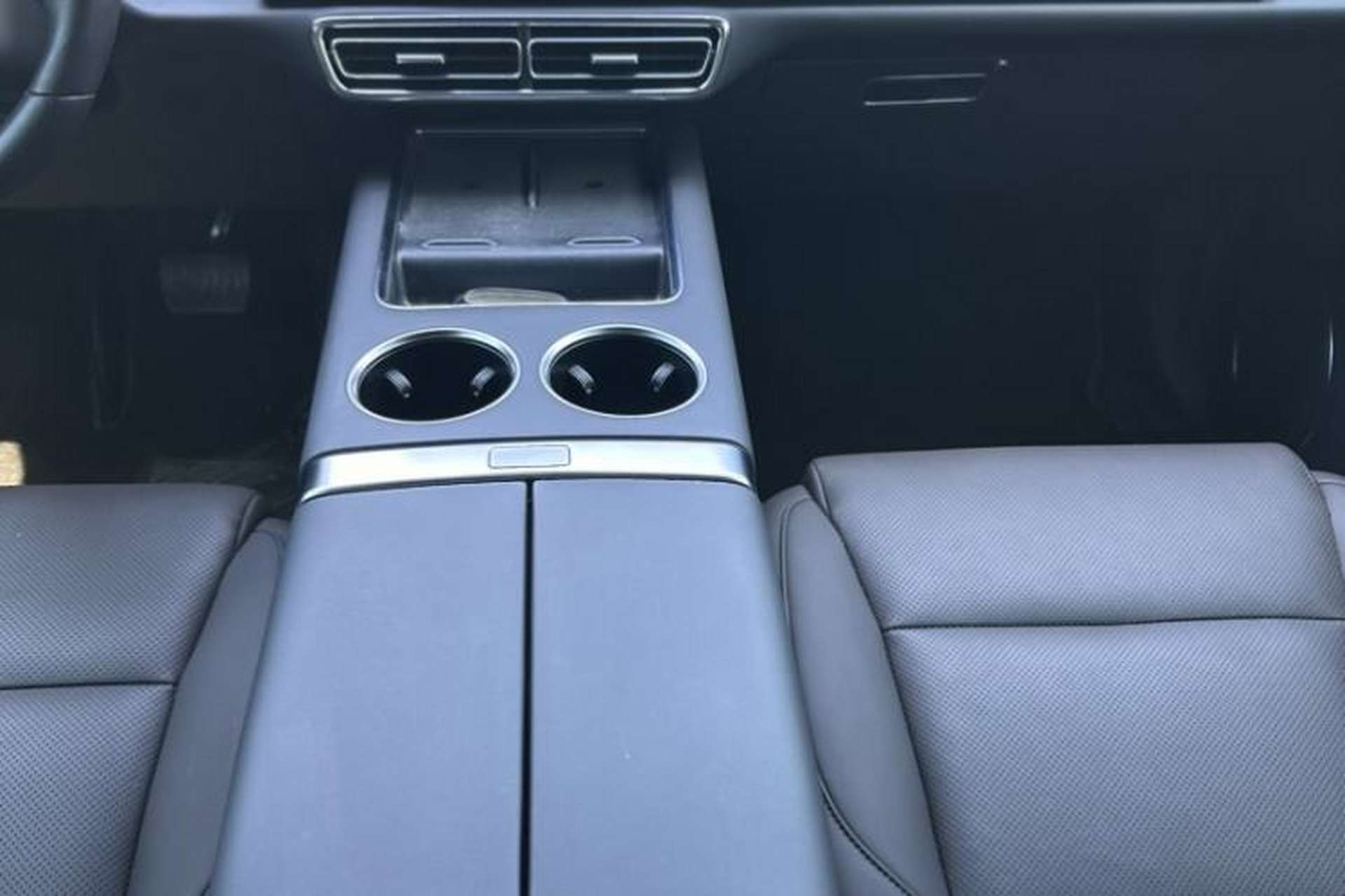 Used Li Auto L8 2023 Pro Model Interior 5