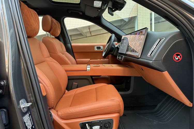 Used Li Auto L8 2023 Pro Model Interior 5