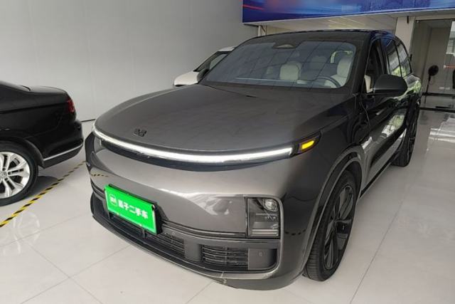Używany Li Auto L8 2023 Pro Model