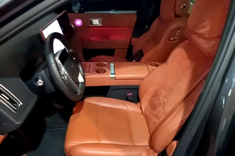 Used Li Auto L8 2023 Pro Model Left Front Seat