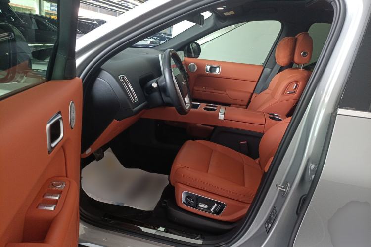 Used Li Auto L8 2023 Pro Model Left Front Seat