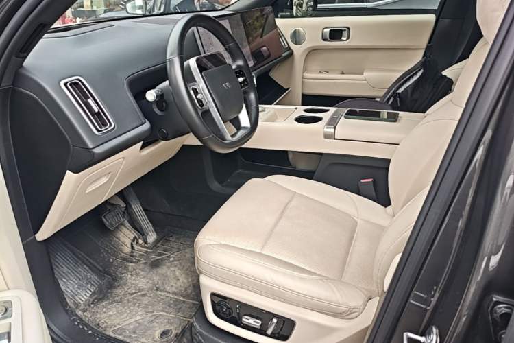 Used Li Auto L8 2023 Pro Model Left Front Seat