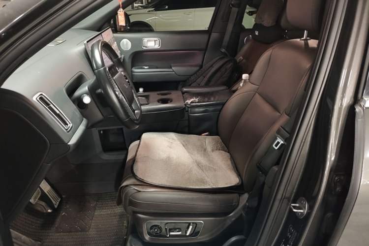 Used Li Auto L8 2023 Pro Model Left Front Seat