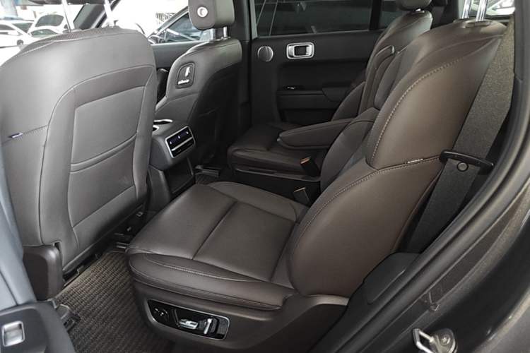 Used Li Auto L8 2023 Air model Left Rear Seat