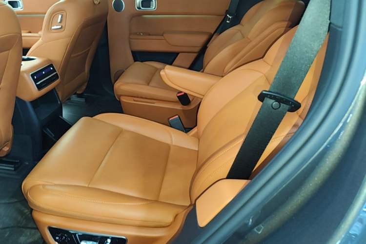 Used Li Auto L8 2023 Pro Model Left Rear Seat