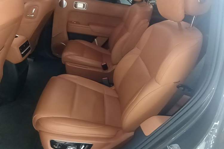 Used Li Auto L8 2023 Pro Model Left Rear Seat