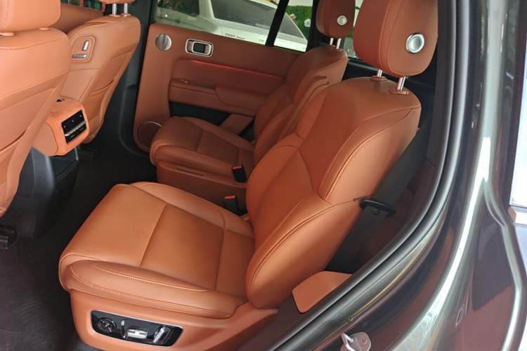 Used Li Auto L8 2023 Pro Model Left Rear Seat