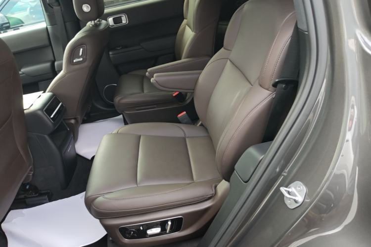 Used Li Auto L8 2023 Air model Left Rear Seat