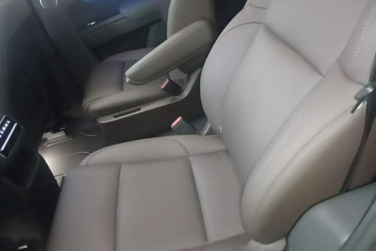 Used Li Auto L8 2023 Pro Model Left Rear Seat