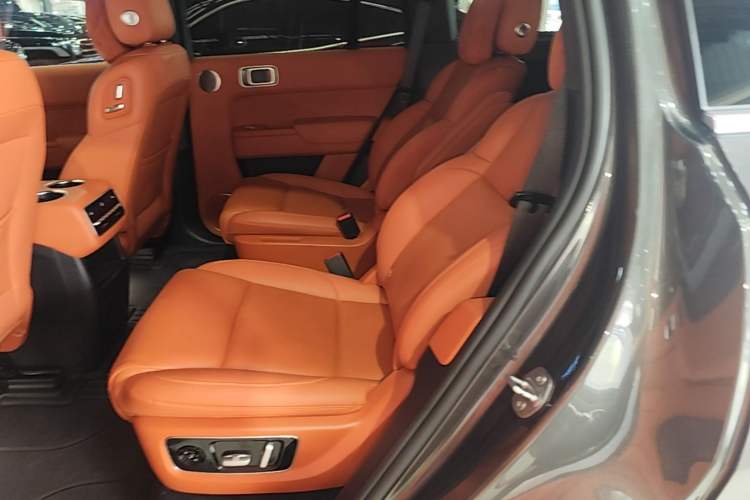 Used Li Auto L8 2023 Pro Model Left Rear Seat