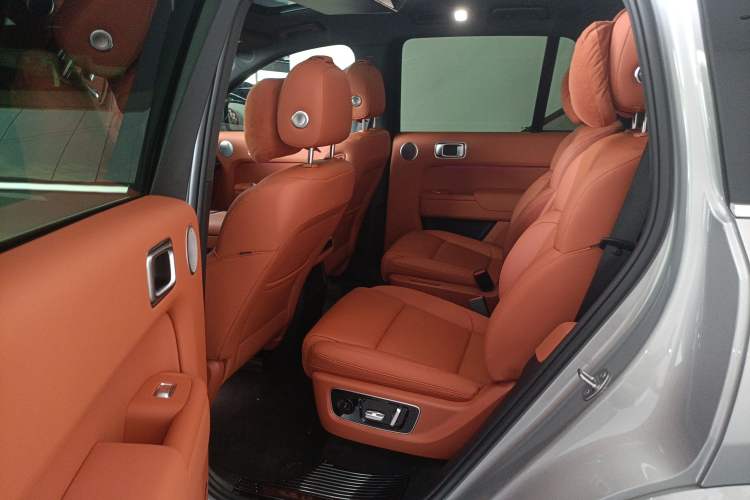 Used Li Auto L8 2023 Pro Model Left Rear Seat