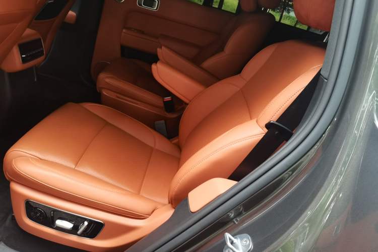 Used Li Auto L8 2023 Air model Left Rear Seat