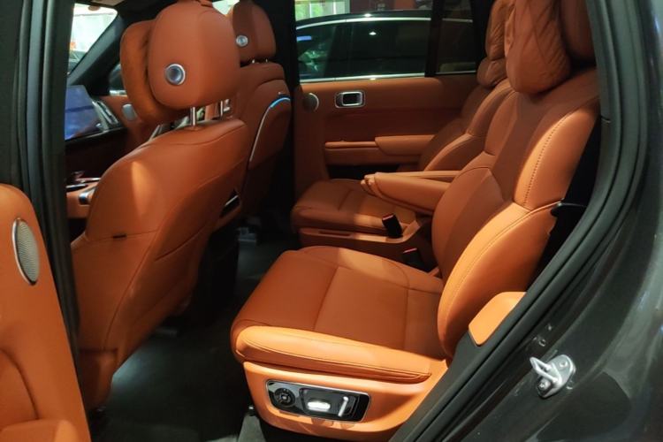 Used Li Auto L8 2023 Pro Model Left Rear Seat