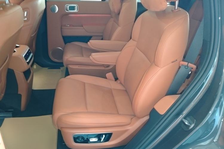 Used Li Auto L8 2023 Pro Model Left Rear Seat