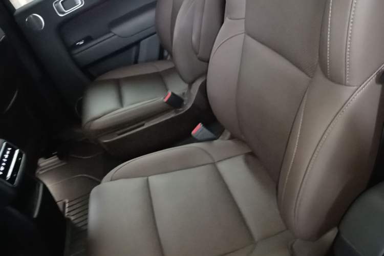 Used Li Auto L8 2023 Pro Model Left Rear Seat