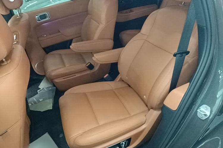 Used Li Auto L8 2023 Pro Model Left Rear Seat