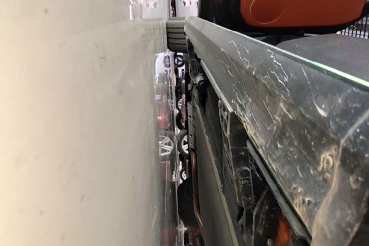 Used Li Auto L8 2023 Pro Model Left Side Sill
