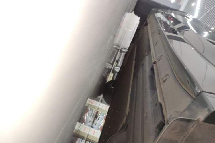 Used Li Auto L8 2023 Pro Model Left Side Sill