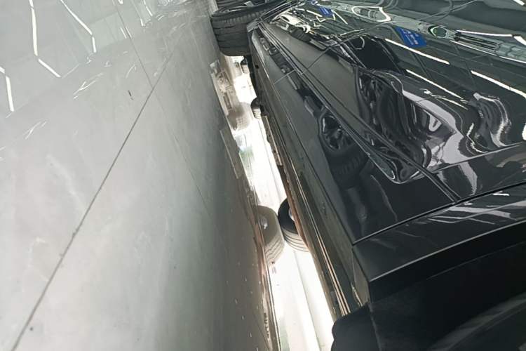 Used Li Auto L8 2023 Pro Model Left Side Sill