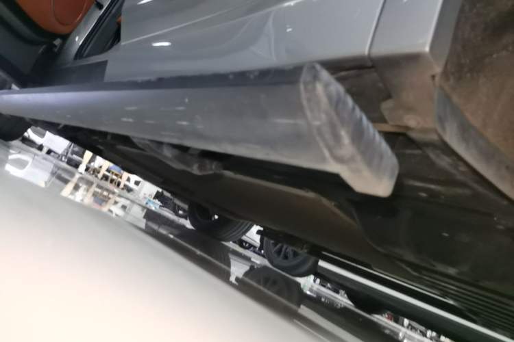 Used Li Auto L8 2023 Pro Model Left Side Sill