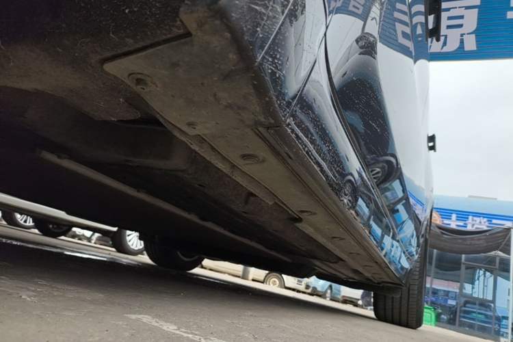 Used Li Auto L8 2023 Pro Model Left Side Sill