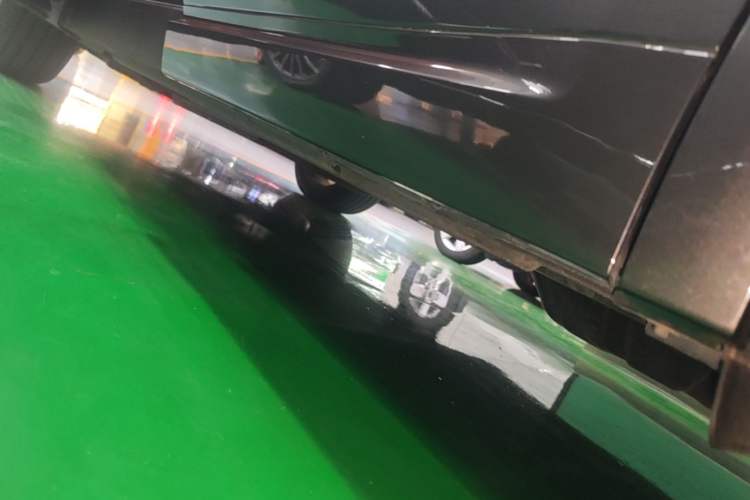 Used Li Auto L8 2023 Pro Model Left Side Sill