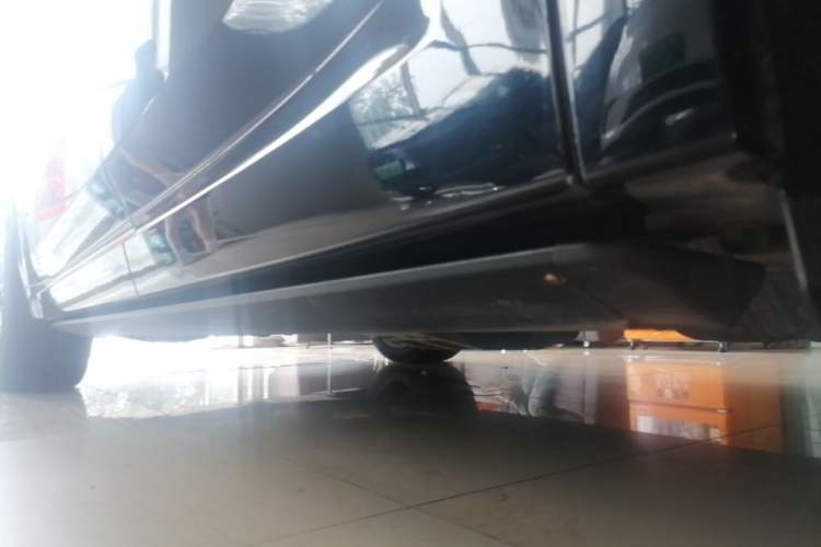 Used Li Auto L8 2023 Pro Model Left Side Sill