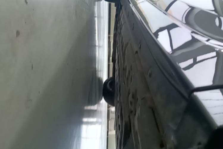 Used Li Auto L8 2023 Pro Model Left Side Sill
