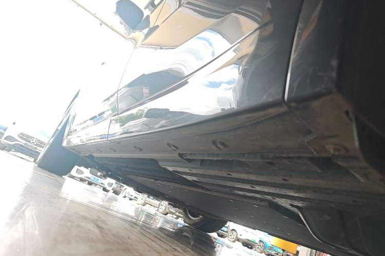 Used Li Auto L8 2023 Pro Model Left Side Sill