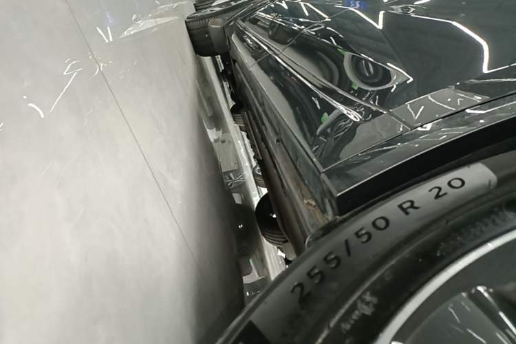 Used Li Auto L8 2023 Pro Model Left Side Sill