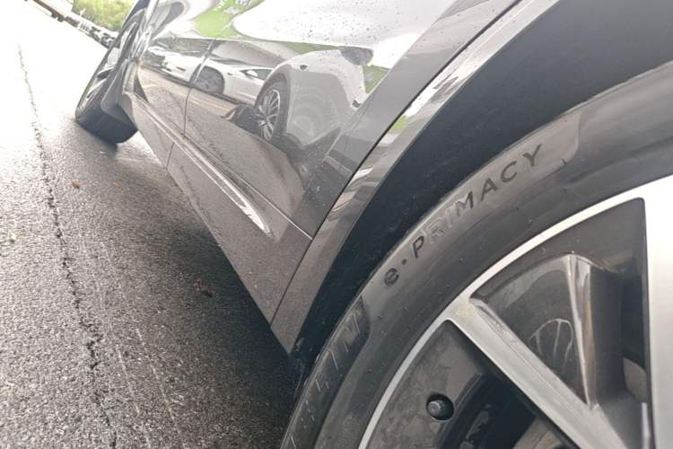 Used Li Auto L8 2023 Pro Model Left Side Sill