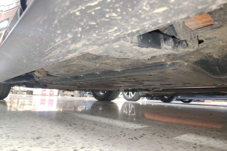 Used Li Auto L8 2023 Pro Model Left Side Sill