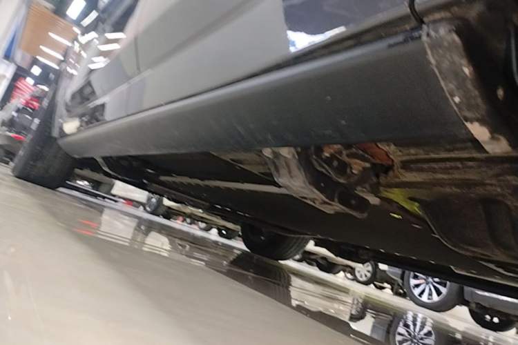 Used Li Auto L8 2023 Air model Left Side Sill