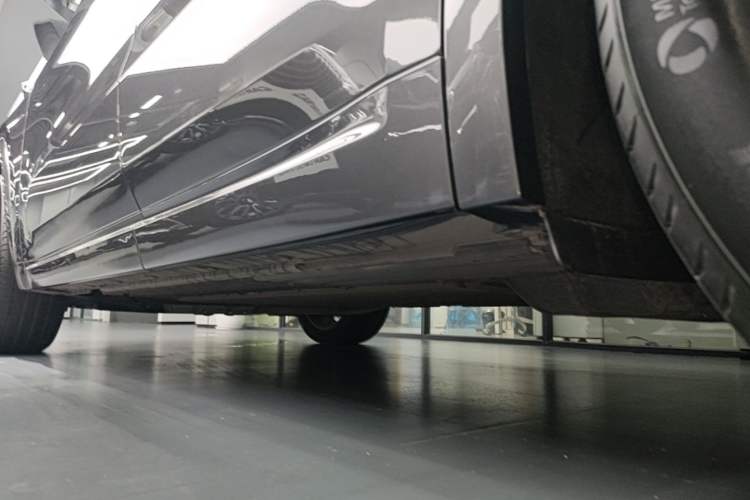 Used Li Auto L8 2023 Pro Model Left Side Sill