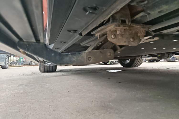 Used Li Auto L8 2023 Pro Model Left Side Sill