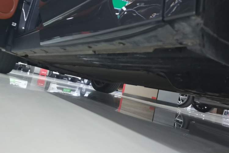 Used Li Auto L8 2023 Pro Model Left Side Sill