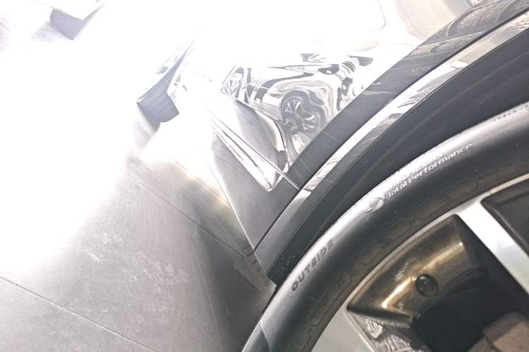 Used Li Auto L8 2023 Pro Model Left Side Sill