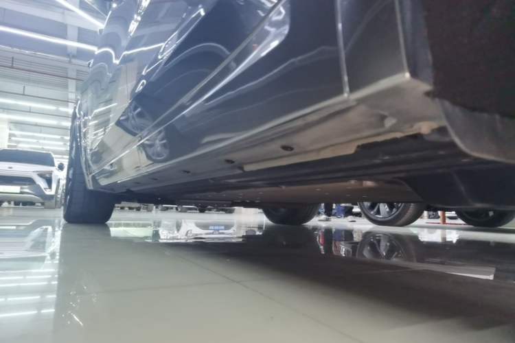 Used Li Auto L8 2023 Max model Left Side Sill