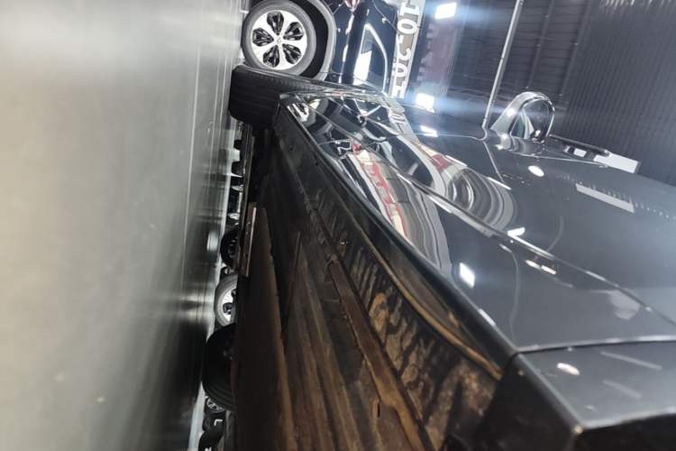Used Li Auto L8 2023 Pro Model Left Side Sill
